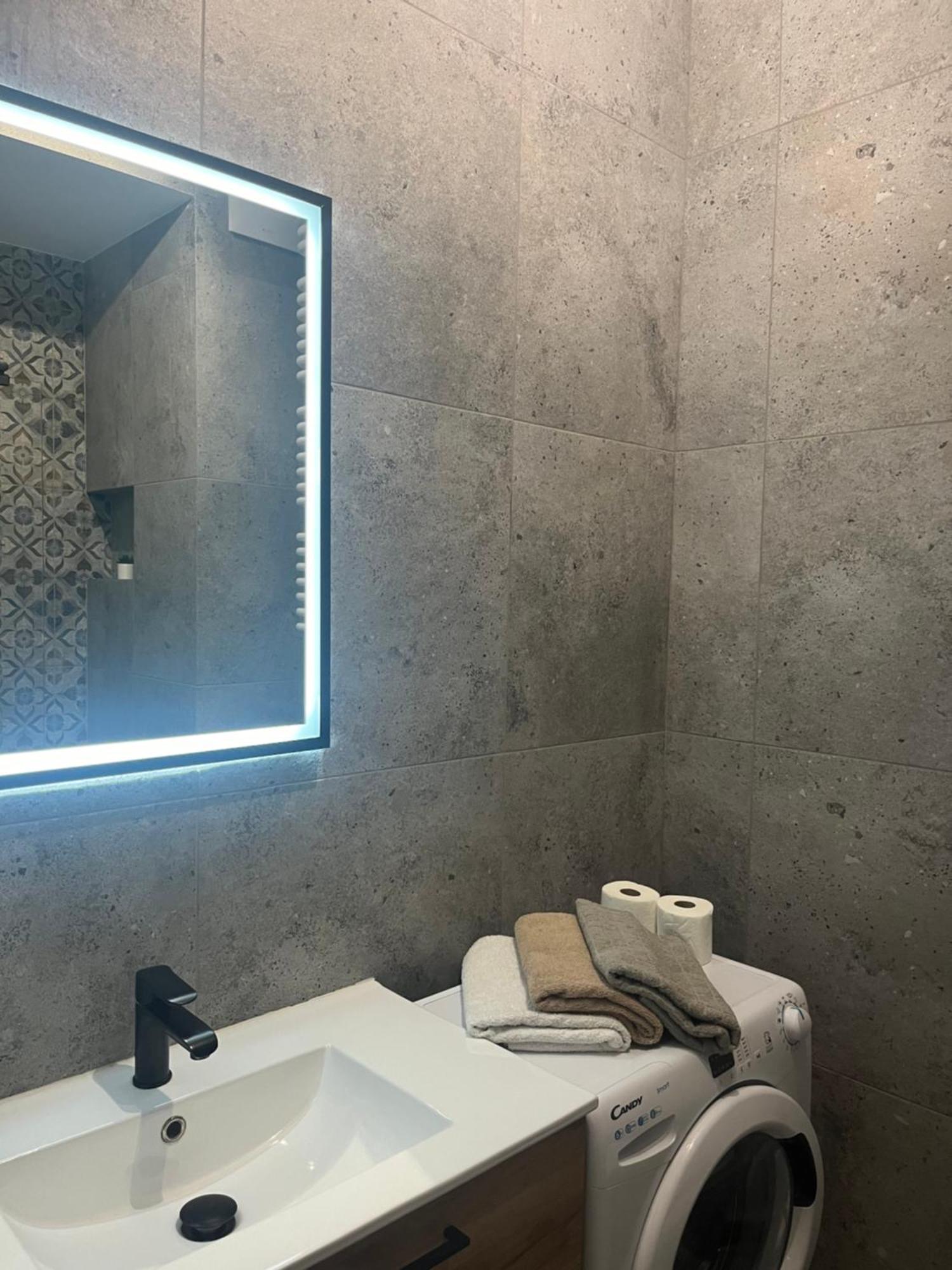 Varsovia Tower Ngoại thất bức ảnh